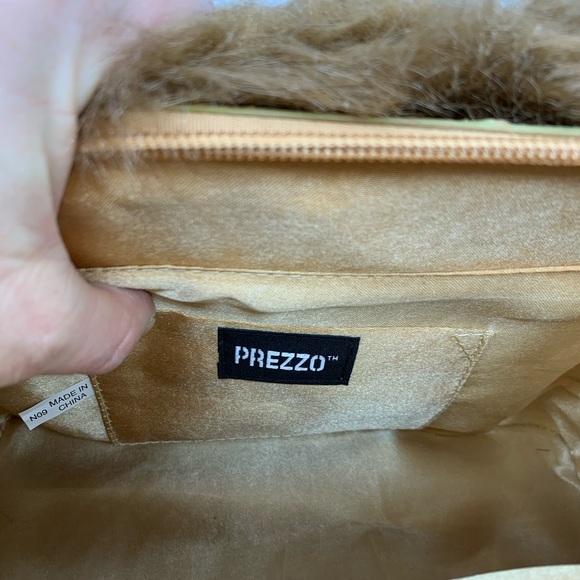 Fabulous Prezzo Purse! - Picture 5 of 10